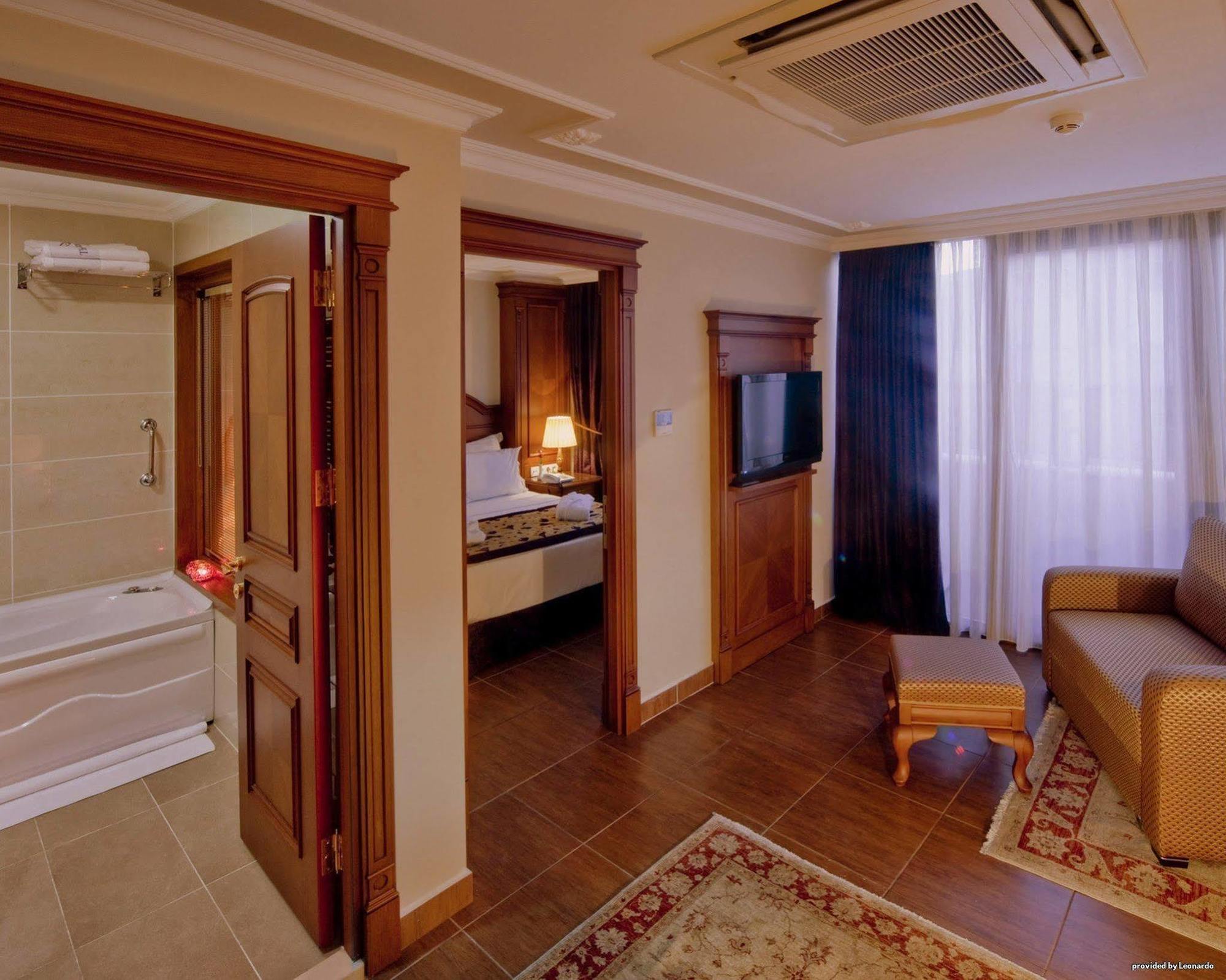 ホテル Glk プレミア ザ ホーム スイーツ&スパ イスタンブール 部屋 写真